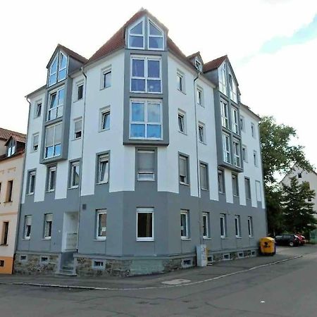 Stilvolle Ferienwohnung Mit Stellplatz Wlan Free Netflix Naehe Bahnhof Zwickau Luaran gambar